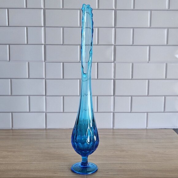MCM Fenton Glass Sapphire Colonial Blue Tall Swung Vase 19.5 Tall Thumbprint VTG - Picture 5 of 16